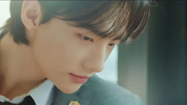 Stray Kids 'On Track' MV