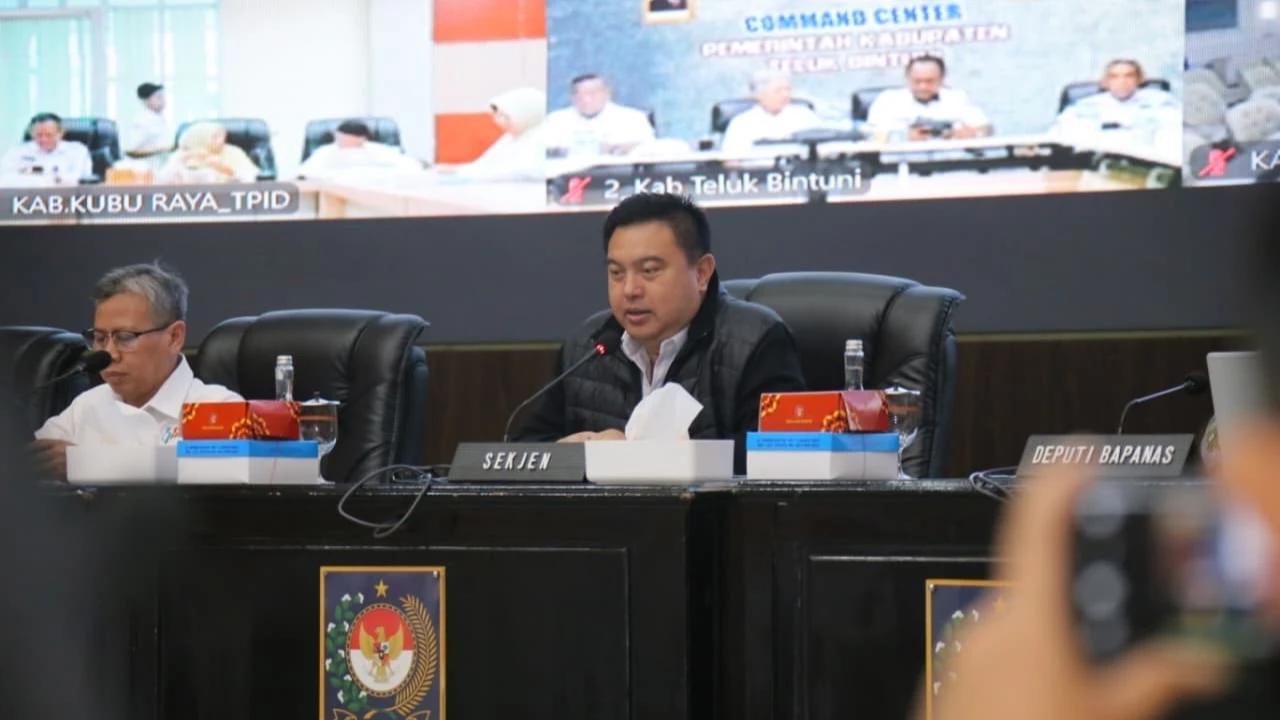 Sekjen Kemendagri Tomsi Tohir saat membuka Rakor Pengendalian Inflasi