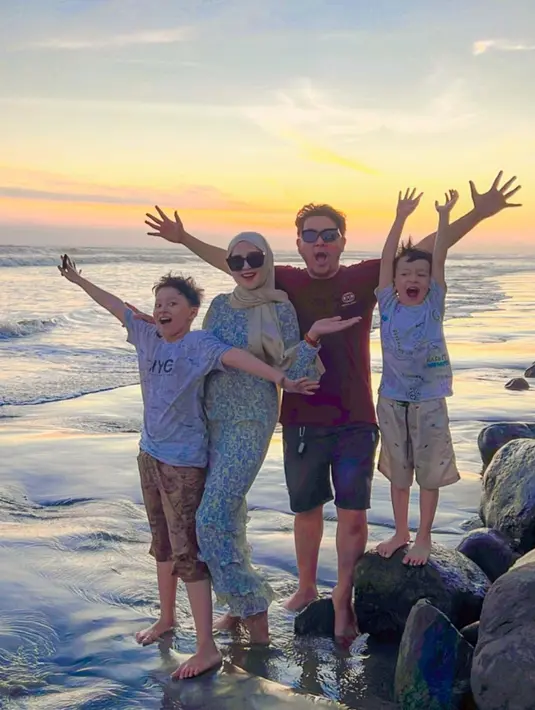 (Instagram/angelqulbiah)