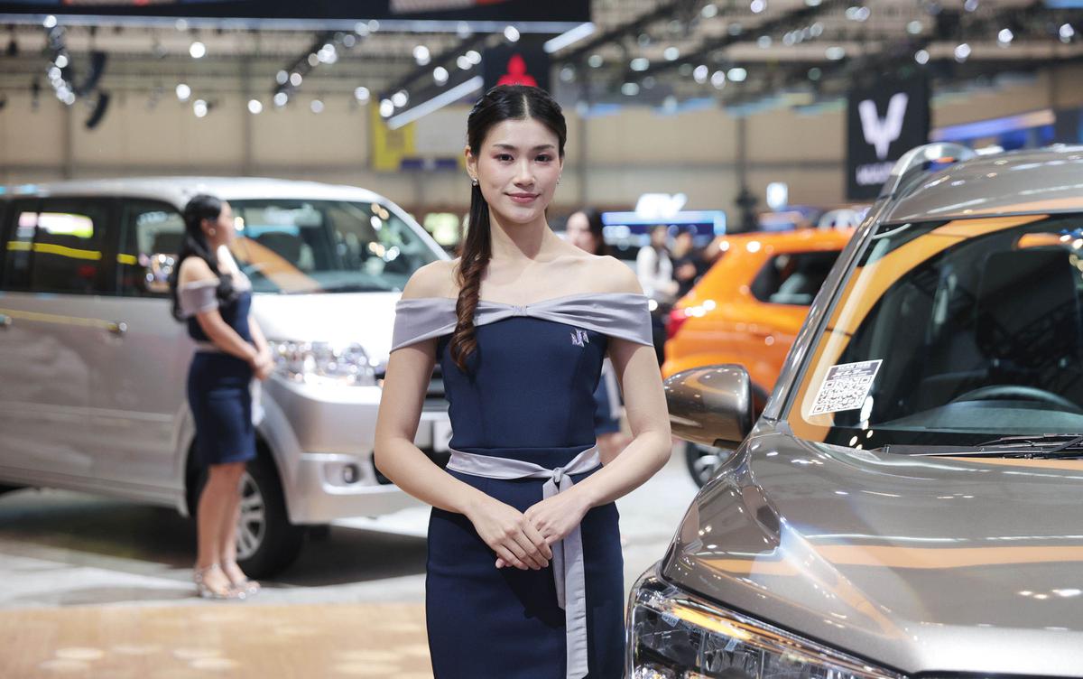 Pesona SPG Lengkapi Deretan Mobil Baru di GIIAS 2026