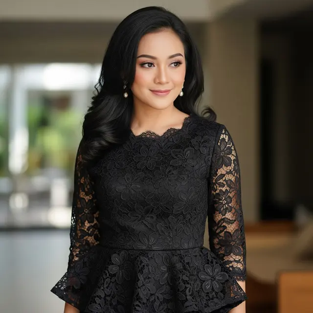 9 Model Atasan Brokat Peplum untuk Samarkan Perut, Tampil Anggun dan Percaya Diri