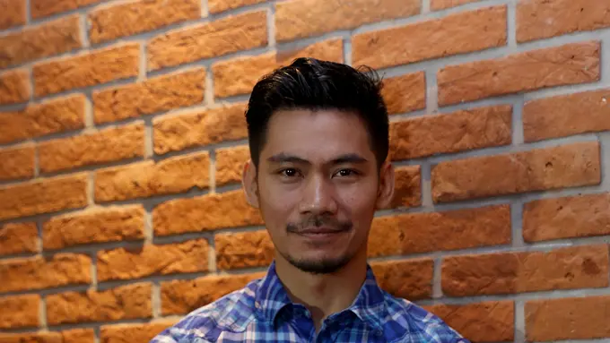 Donny Alamsyah mengikuti jejak ayahnya yang mengajarkan bela diri sejak kecil. (Andy Masela/Bintang.com)