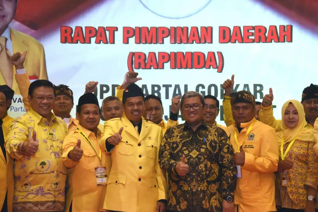 Partai Golkar se-Jawa Barat secara bulat menetapkan Ketua DPD Partai Golkar Jawa Barat Dedi Mulyadi sebagai Bakal Calon Gubernur