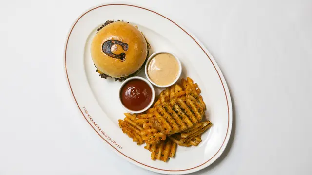 Menu makanan di The Coach Restaurant