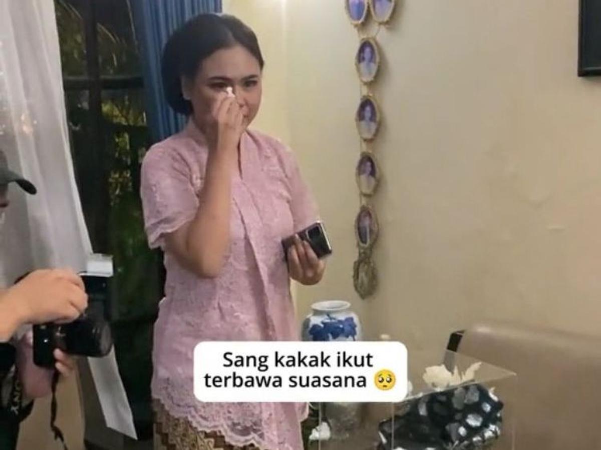 Terbawa Suasana