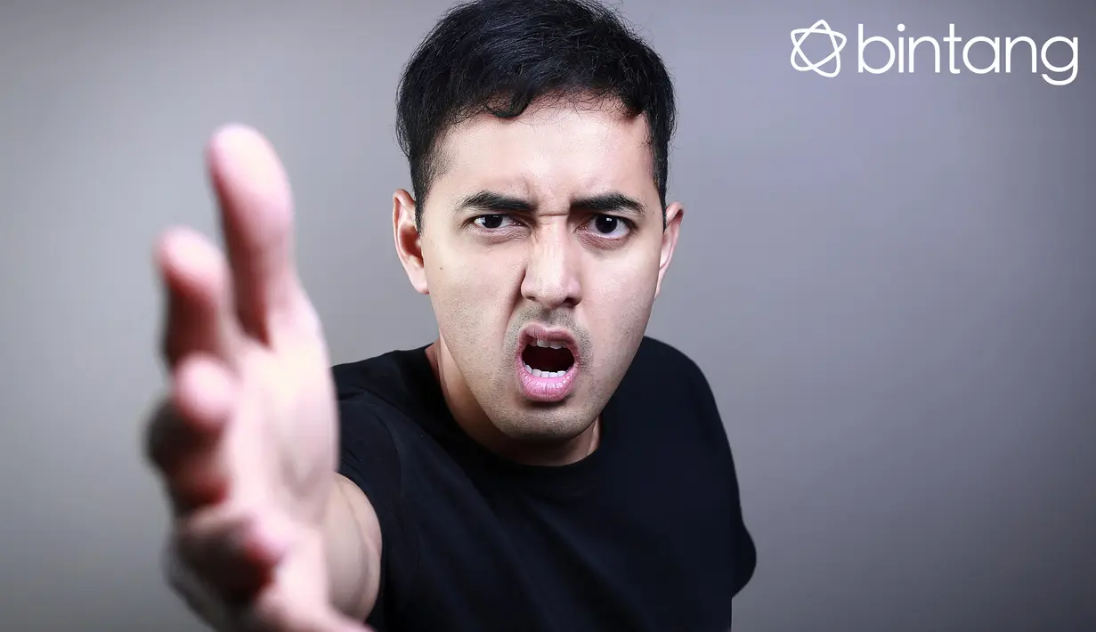 Saat dijumpai di kantor redaksi Bintang.com kawasan Gondangdia, Menteng, Jakarta Pusat beberapa waktu lalu, Kemal Palevi mengungkap keinginannya untuk berkiprah di belakang layar. (Febio Hernanto/Bintang.com)