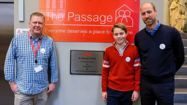 Pangeran William membawa putranya ke The Passage, seperti yang dilakukan ibunya, mendiang Putri Diana.