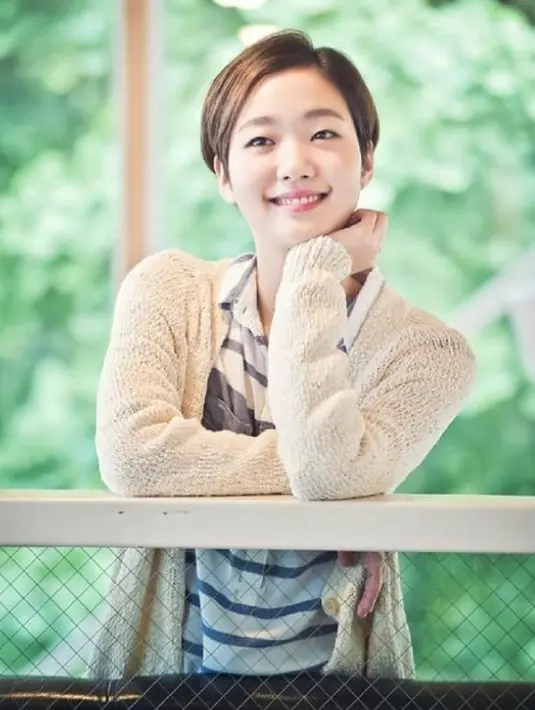 Pixie haircut menjadi gaya rambut berikutnya dalam film "Coin Locker Girl" yang bergenre kriminal. (Instagram/simply.kge)