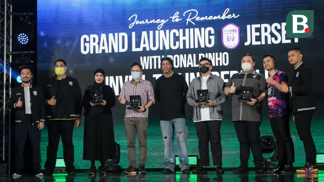 Grand Launching Jersey Rans Nusantara FC Bersama Ronaldinho