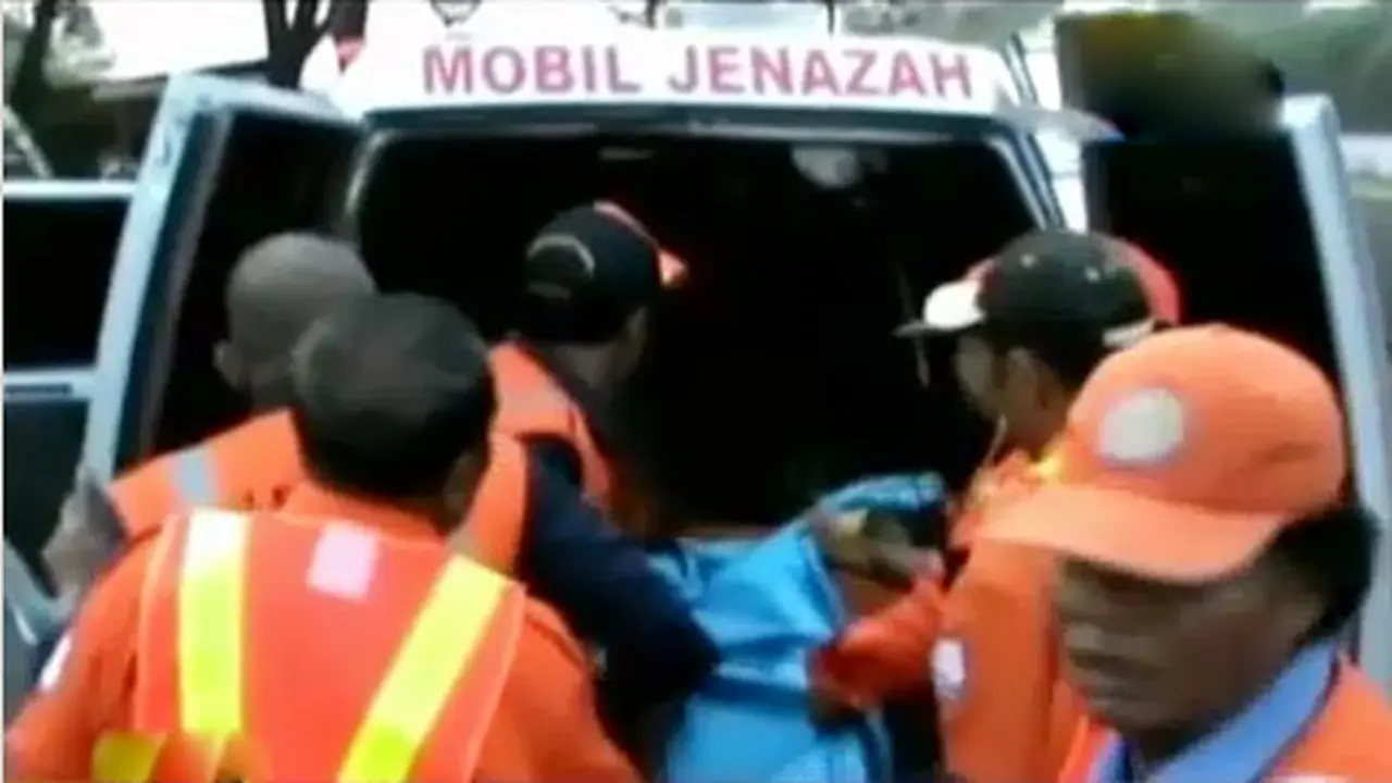 (lip6 Siang) Laka Bus 