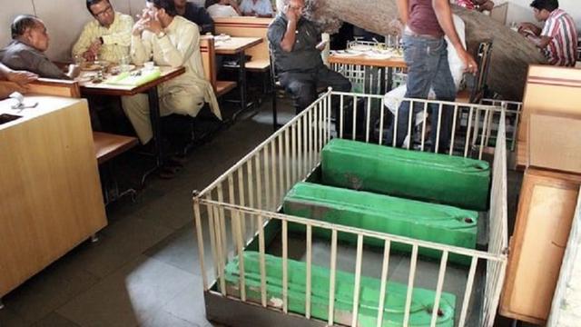 New Lucky Restaurant, India