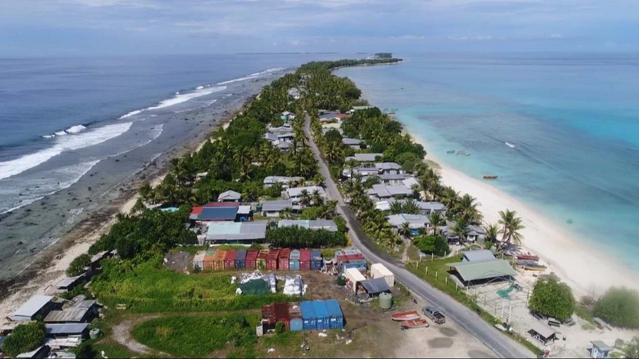 1. Tuvalu, Pelarian Sunyi di Pasifik Selatan