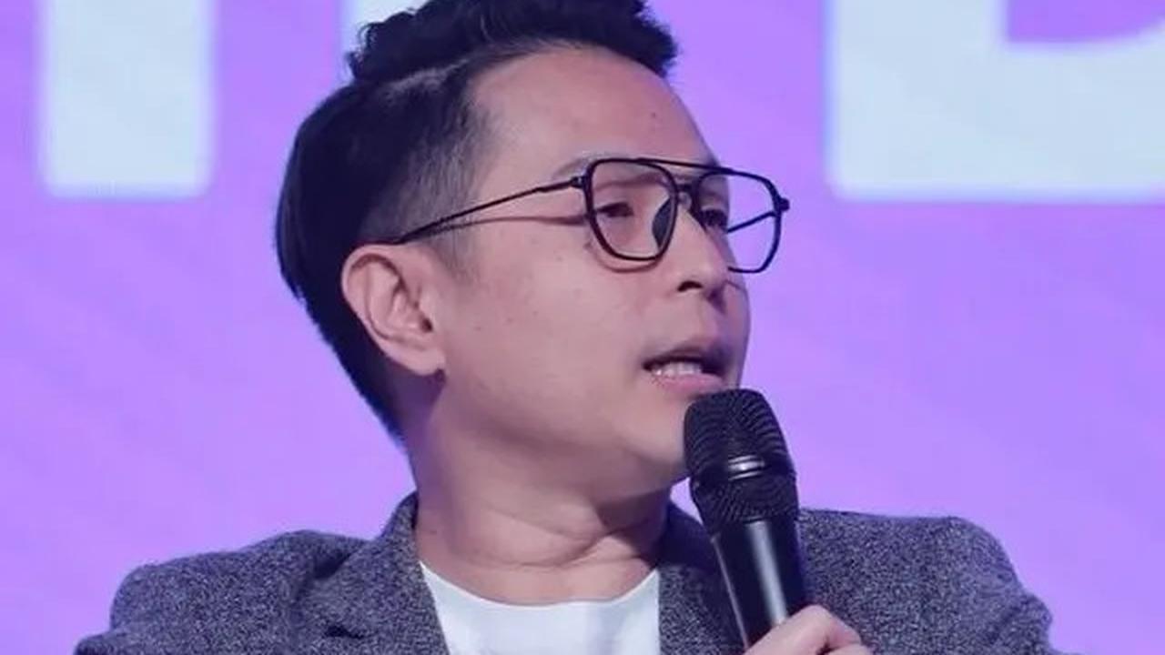 Ernest Prakasa Sentil Erick Thohir Gegara PSSI Pakai Teknologi AI buat Desain Poster, Singgung Pencurian