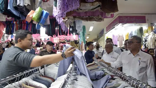 Mendag Zulkifli Janji Bantu UMKM Kuasai Pasar Domestik dan Bisa Ekspor -  Bisnis Liputan6.com