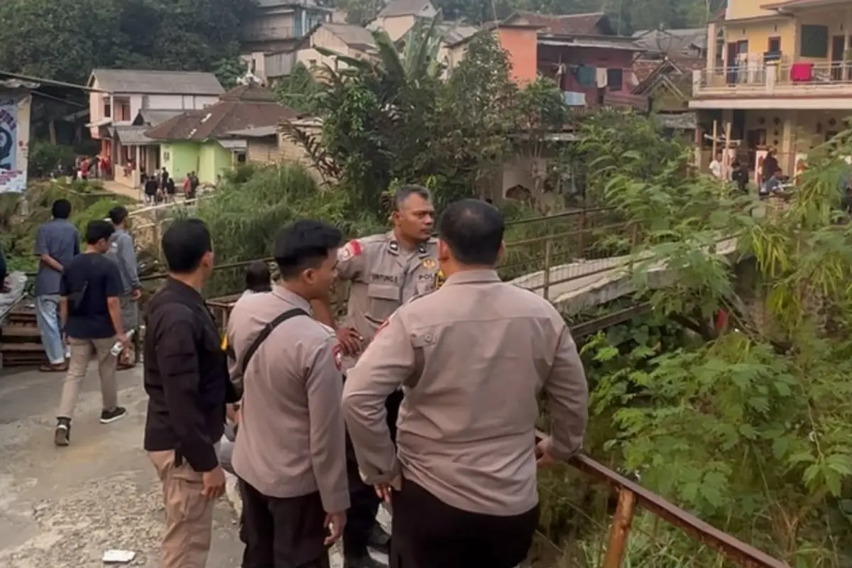 Pencarian Bocah hilang di Kampung Babakan Gobang RT 01 RW 05, Desa Cibunarjaya, Kecamatan Ciambar, Kabupaten Sukabumi. (Dok. Istimewa)