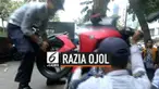 Belasan motor yang rata-rata milik ojek online yang terparkir di kawasan Thamrin City, diangkut petugas Sudin Perhubungan, Jakarta Pusat, Kamis (19/9) siang.