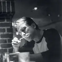 Tim Roth dan sejuta aktor tampan lainnya mendapat jepretan yang indah dari tangan Victoria Vial (via brightsideme)