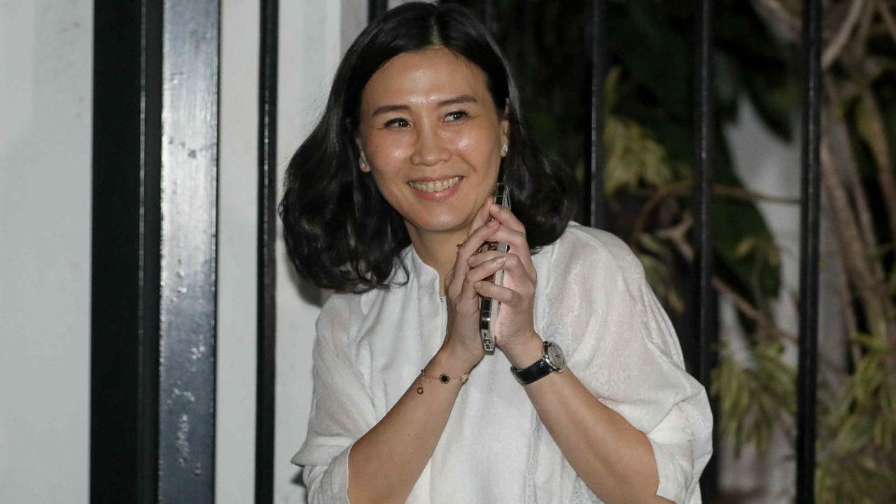 <b>Veronica Tan</b>