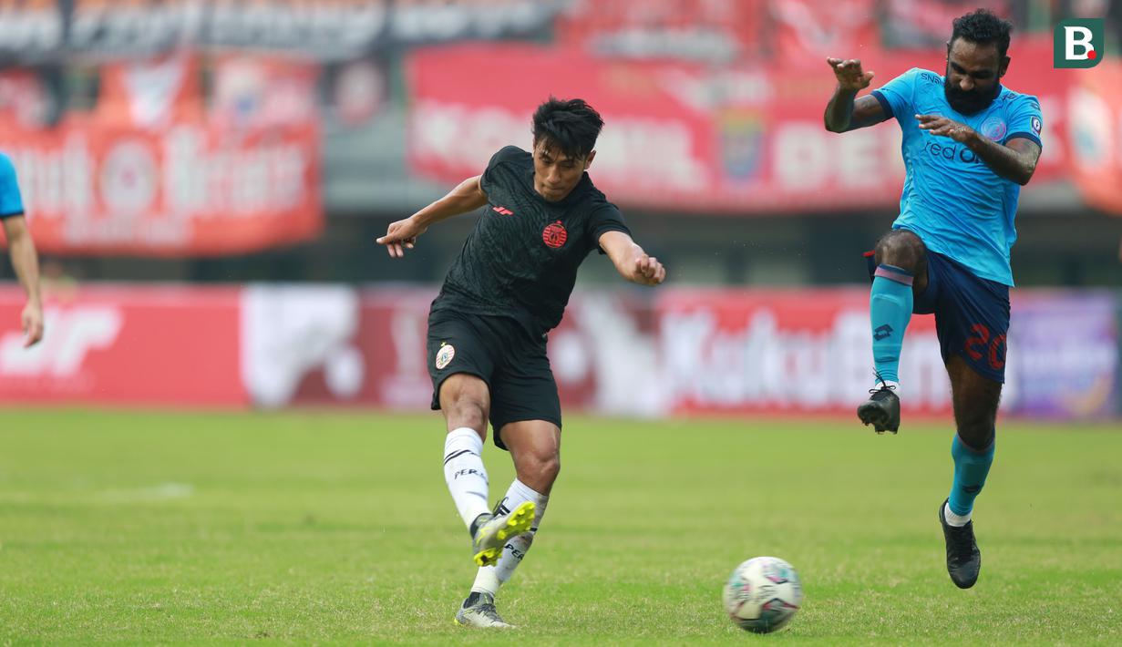 Peluang demi peluang yang dimiliki belum bisa membuat Persija menyamakan kedudukan di babak pertama. (Bola.com/Ikhwan Yanuar)