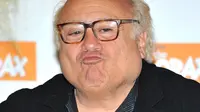 Danny DeVito Kenang Pengalamannya Audisi Film `Taxi`