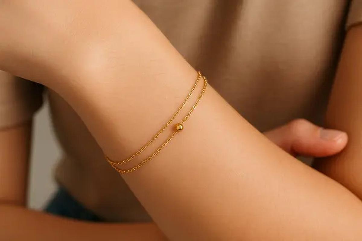 10 Model Gelang Emas Gram Kecil Tapi Cantik yang Lagi Tren di 2025, Cocok untuk Gaya Sehari-hari