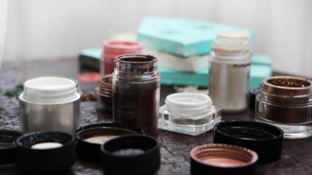 make up kadaluwarsa