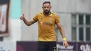 <p>Selebrasi pemain Bhayangkara FC, Henry Matias Mier Codina setelah berhasil mencetak gol ke gawang Persija Jakarta dalam pertandingan lanjutan pekan ke-25 BRI Liga 1 2022/2023 yang berlangsung di Stadion Wibawa Mukti, Cikarang, Jawa Barat, Kamis (16/2/2023). (Bola.com/Ikhwan Yanuar)</p>