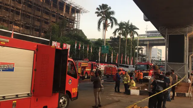 Situasi di Gedung Kejaksaan Agung yang mengalami kebakaran, Minggu (23/8/2020).