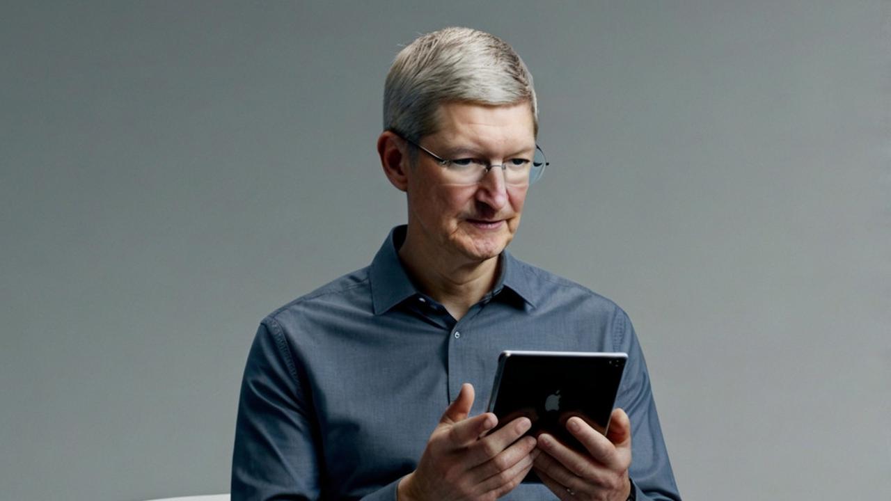Tim Cook Tepok Jidat, Sia-sia Taruh Duit Gede di Apple Vision Pro