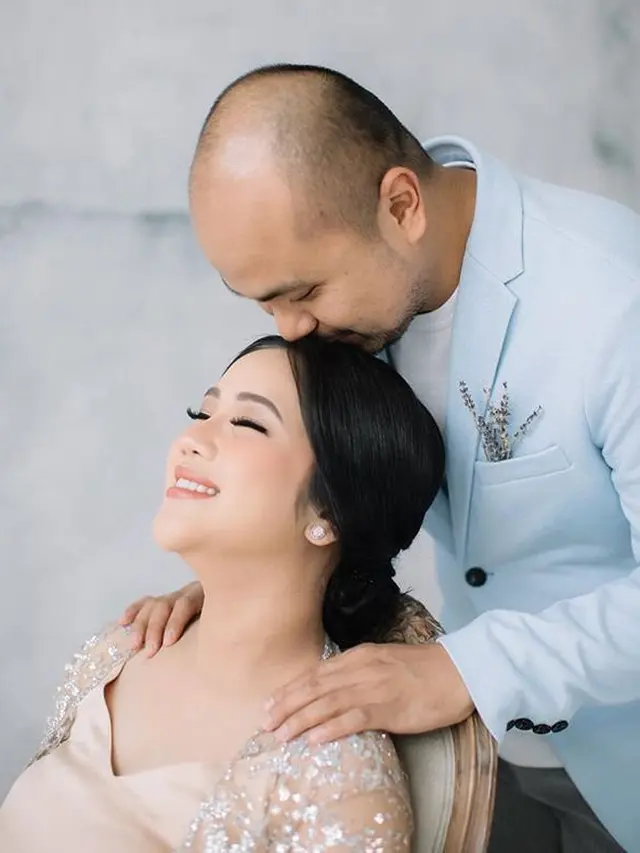 Momen Maternity Shoot Tistha Nurma dan Afif Kalla