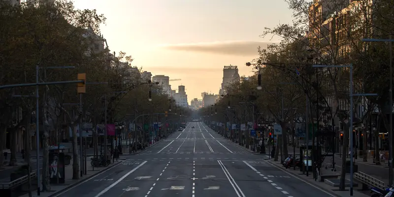 Suasana Kota Barcelona Setelah Spanyol Berlakukan Lockdown