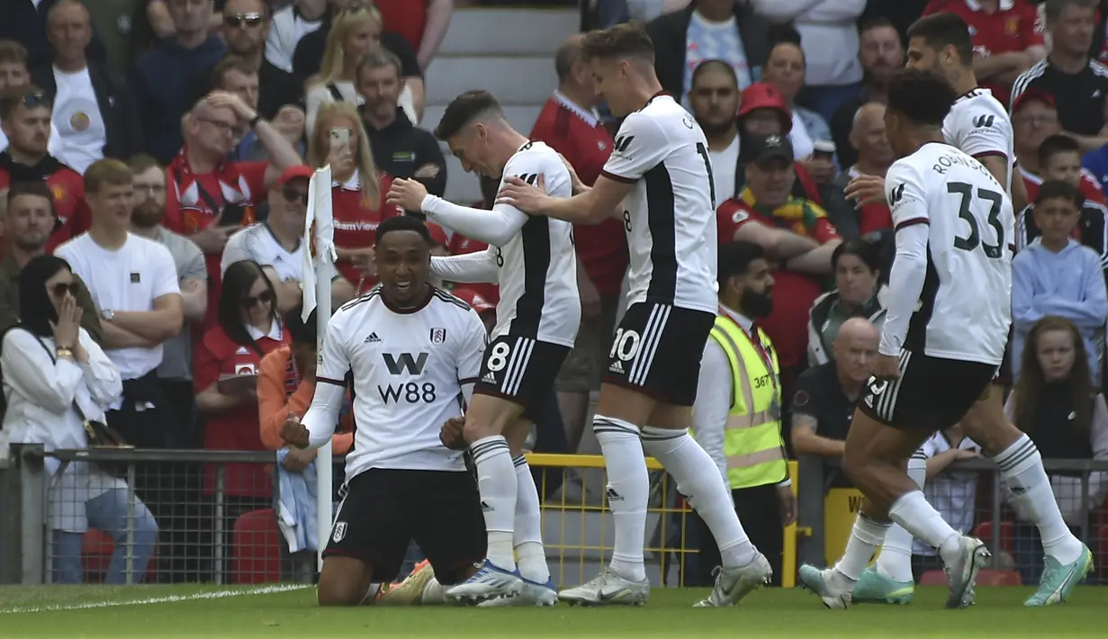 <p>Sementara gol Fulham dicetak oleh Kenny Tete (19'). (AP Photo/Rui Vieira)</p>