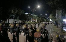 Sempat Ricuh, Polisi Lakukan Pembubaran Demonstran Aceh di Depan Gedung DPRA: Tiga Orang Terluka Ringan