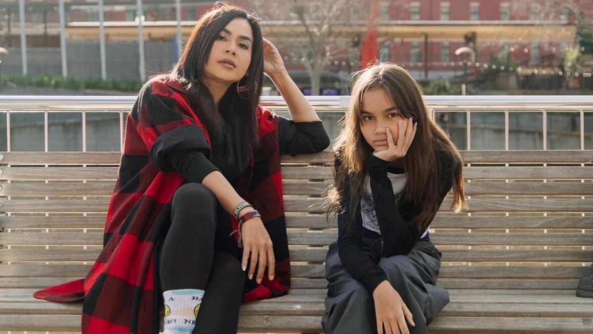 4 Potret Memukau Melaney Ricardo dan Chloe Sang Putri di Pemotretan Terbaru, Bak Bidadari Kembar