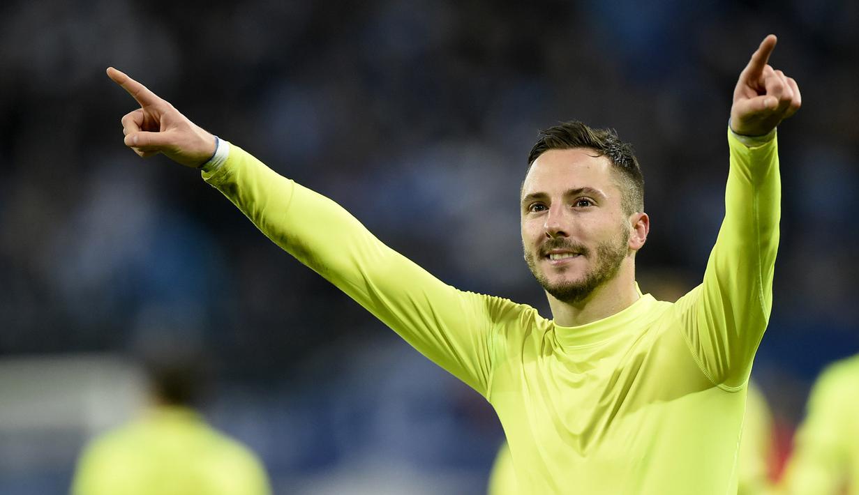 Pemain Gent, Danijel Milicevic merayakan gol  saat melawan FC Zenit pada lanjutan liga Champions grup H di  Stadion KAA Gent Stadium, Gent, Kamis (10/12/2015). AFP Photo/John Thys)