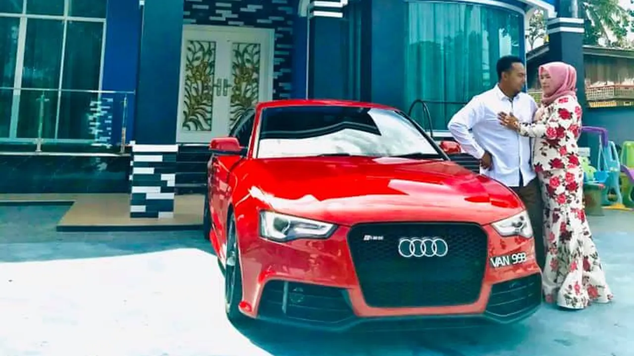 Istri Hadiahkan Mobil Untuk Suaminya 1