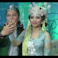 Apa alasan wikan menerima cinta Iwa K yang usianya 19 tahun lebih tua darinya?