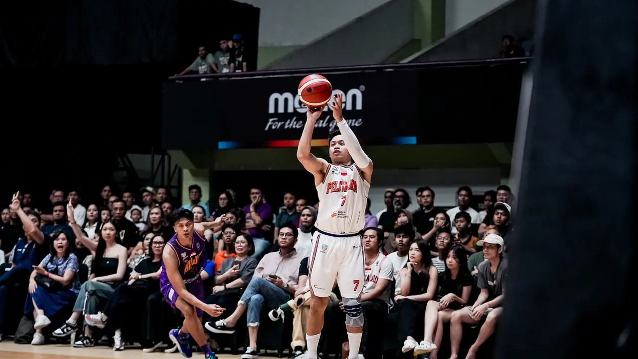 Prastawa membantu Pelita Jaya membungkam Hawks di game 1 playoff IBL 2025