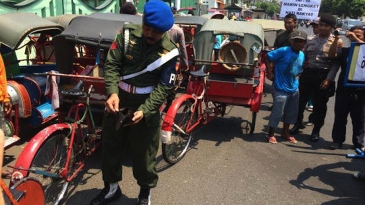 HUT TNI ke-70, Kopral Subagyo kembali beraksi