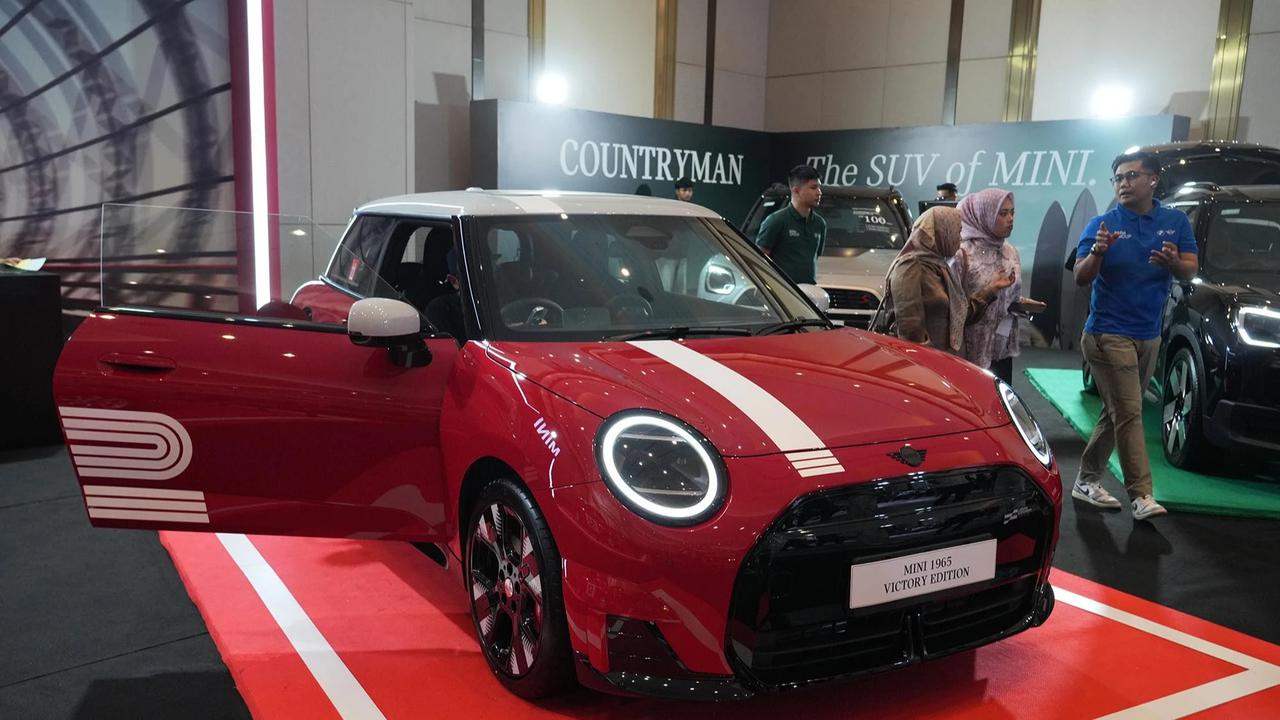 FOTO: MINI Hadirkan Edisi Terbatas 1965 Victory Edition di Indonesia