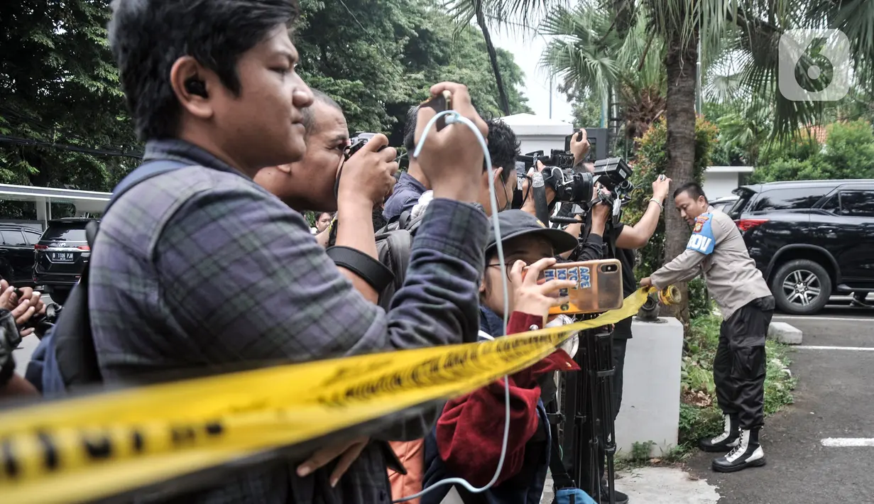 Terjadi penembakan di Gedung Majelis Ulama Indonesia (MUI) Jakarta Pusat. Kapolres Metro Jakarta Pusat Kombes Komarudin mengatakan, pelaku penembakan tewas. (merdeka.com/Iqbal S. Nugroho)