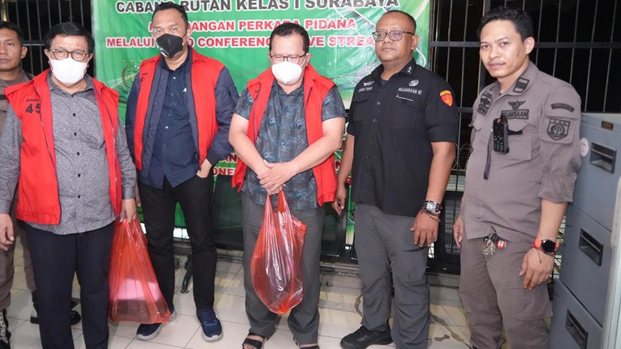 VIDEO: Dibongkar Kejagung! Duit Miliaran Bentuk Rupiah Hingga Dollar Mengalir ke Hakim Vonis Bebas Ronald Tannur