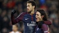 Kini Edinson Cavani harus bersaing dengan pemain asal Brasil, Neymar untuk mencetak gol bagi PSG. (AP/Christophe Ena)