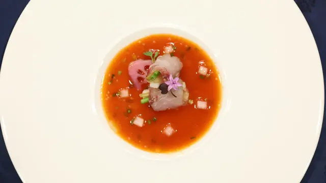 Seni kuliner yang memadukan warisan tradisional dengan sentuhan modern.