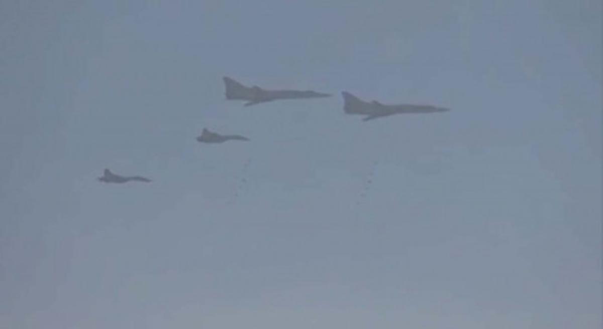 Gempuran sengit jet bomber Rusia di langit Suriah