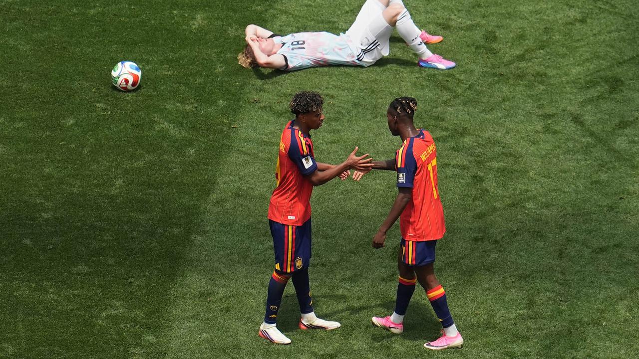 Merino Bawa Spanyol ke Semifinal Piala Dunia 2026