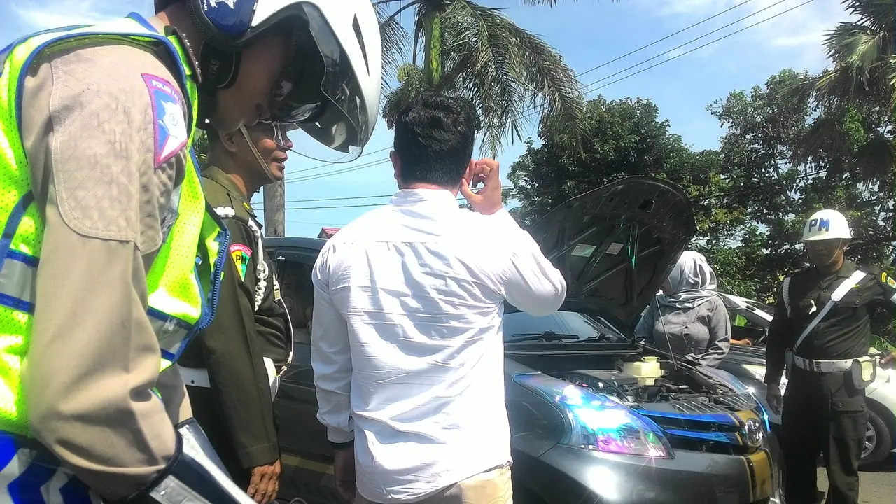 Razia kendaraan yang memasang rotator dan sirine di Bogor