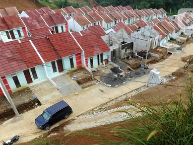 Perumahan  bersubsidi di Bukit Rancayamaya Residences, Caringin, Bogor, Minggu (14/02/2021). PT BTN Tbk mengalami lonjakan penyaluran KPR subsidi pada kuartal  III dan kuartal IV tahun 2020 setelah sempat mengalami penurunan pada kuartal kedua. (merdeka.com/Arie Basuki)