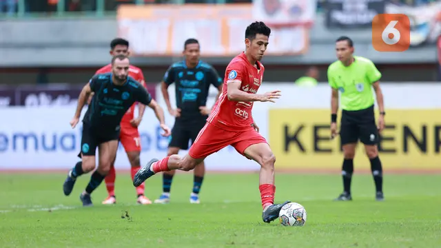 Foto: Persija Kembali ke Puncak setelah Libas Arema FC dalam Laga Debut Witan Sulaeman di BRI Liga 1