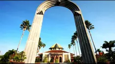  Masjid Kampus UGM di Yogyakarta menyelenggarakan 2 kali salat Hari Raya Iduladha. Hal itu dilakukan berkaitan dengan perbedaan Hari Raya Iduladha tahun ini.